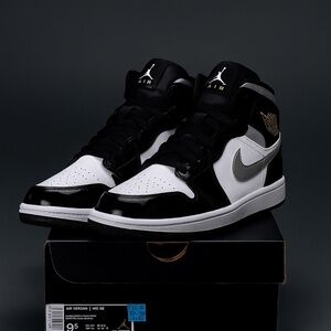 Air Jordan 1 Mid SE – Black/White/Metallic Silver